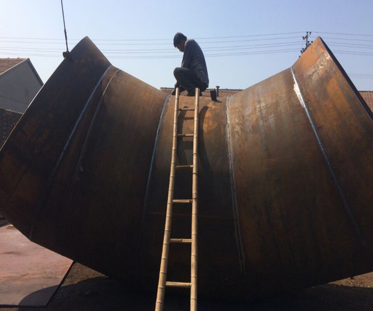 焊(hàn)接彎(wān)頭